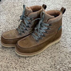 Twisted X men’s size 8 boots